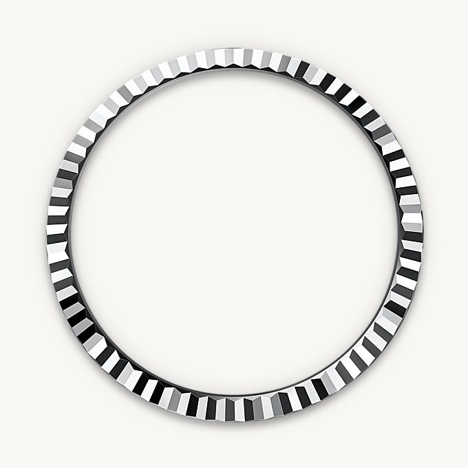 Fluted bezel