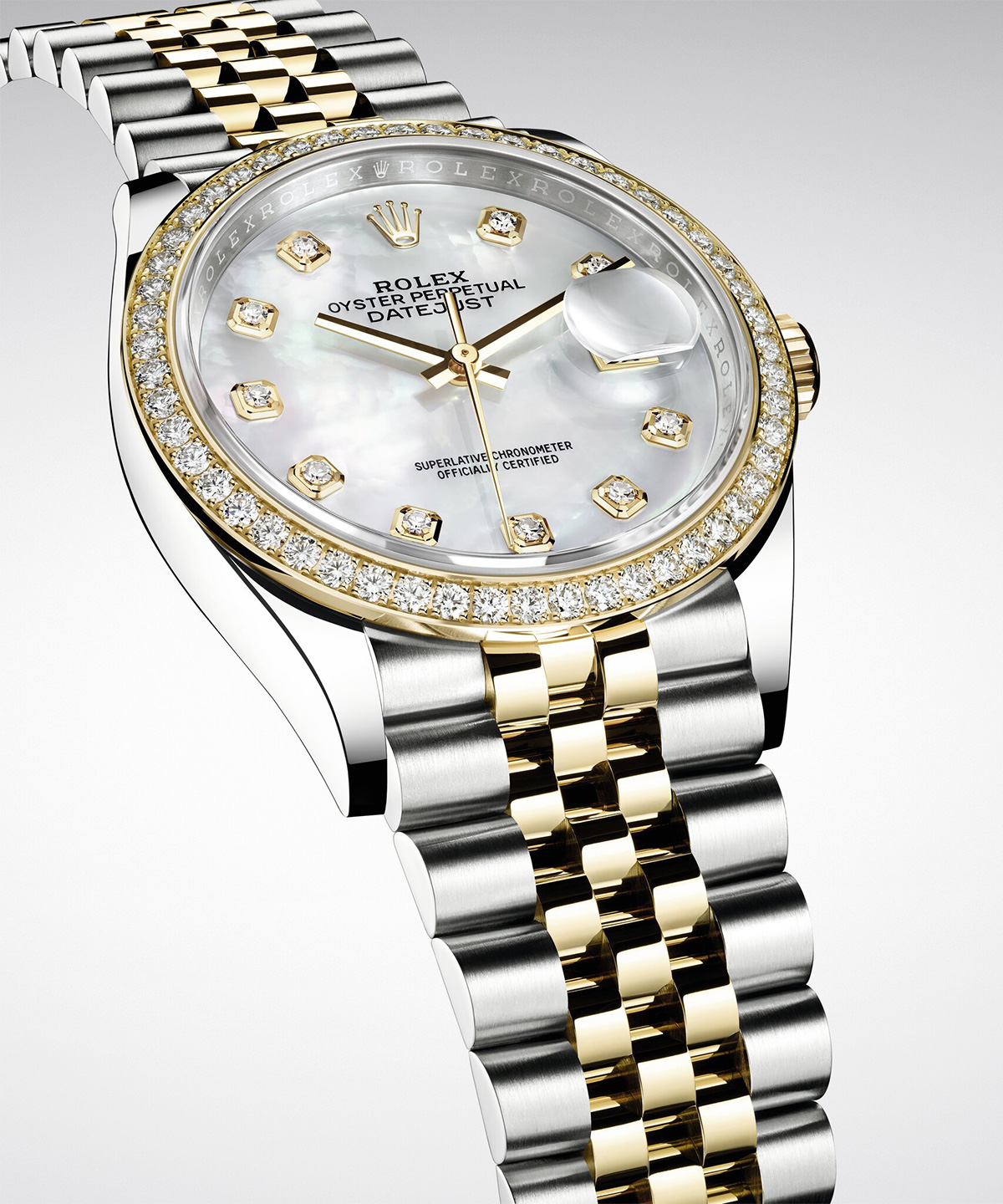 The Jubilee bracelet
Comfort and elegance